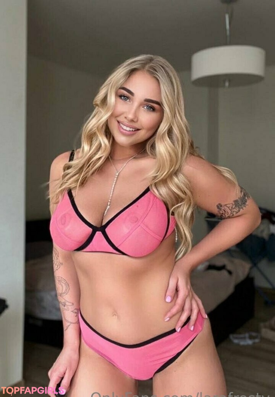 Foto desnuda filtrada de OnlyFans de Larafrosty #96 Foto desnuda filtrada de OnlyFans de Larafrosty #96