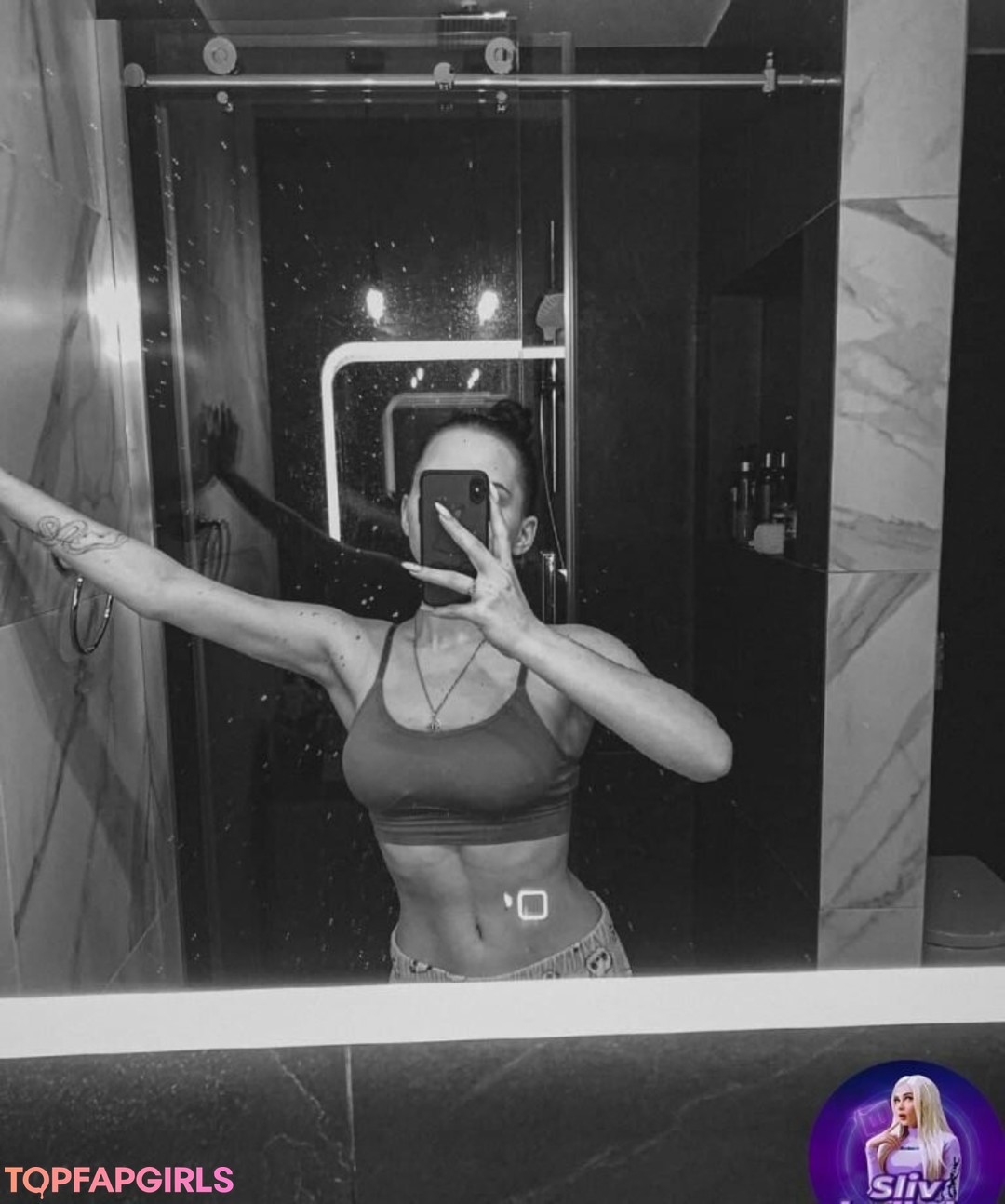 Foto desnuda filtrada de OnlyFans de Leronbaron #4 Foto desnuda filtrada de OnlyFans de Leronbaron #4