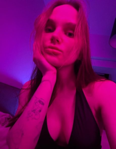 Foto desnuda filtrada de OnlyFans de Leronbaron