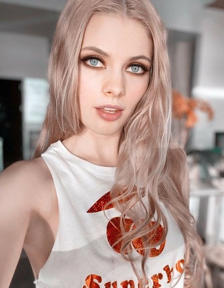 Sophie Sparks