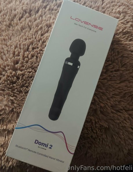 Foto desnuda filtrada de OnlyFans de Hotfeli