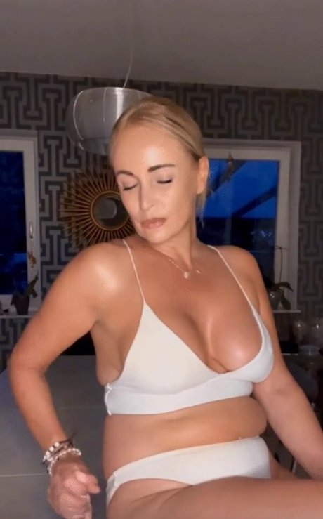 Foto desnuda filtrada de OnlyFans de Misseve55