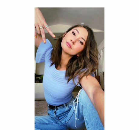 Kimiko Glenn