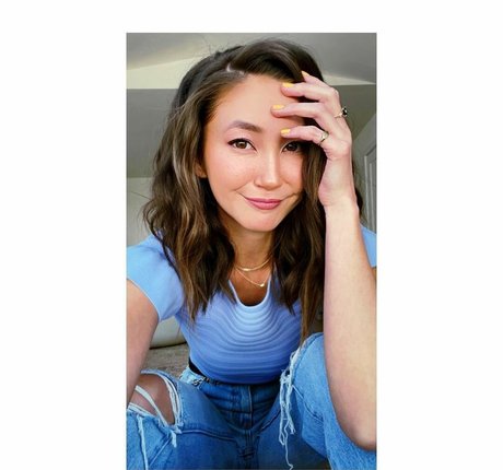 Kimiko Glenn