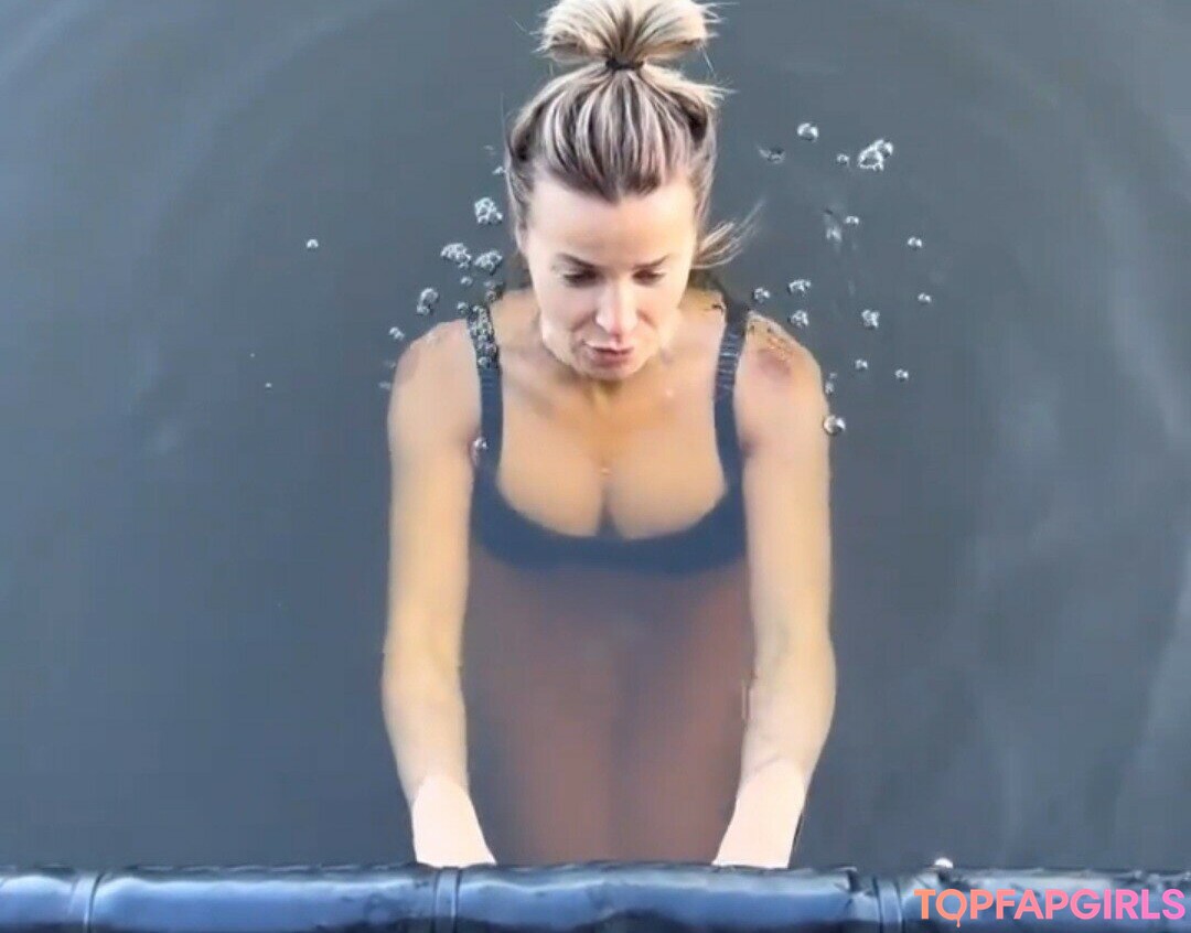 Foto desnuda filtrada de OnlyFans de Victoria Koblenko #21 Foto desnuda filtrada de OnlyFans de Victoria Koblenko #21