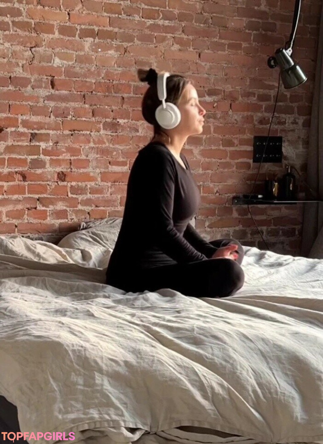 Foto desnuda filtrada de OnlyFans de Victoria Koblenko #42 Foto desnuda filtrada de OnlyFans de Victoria Koblenko #42