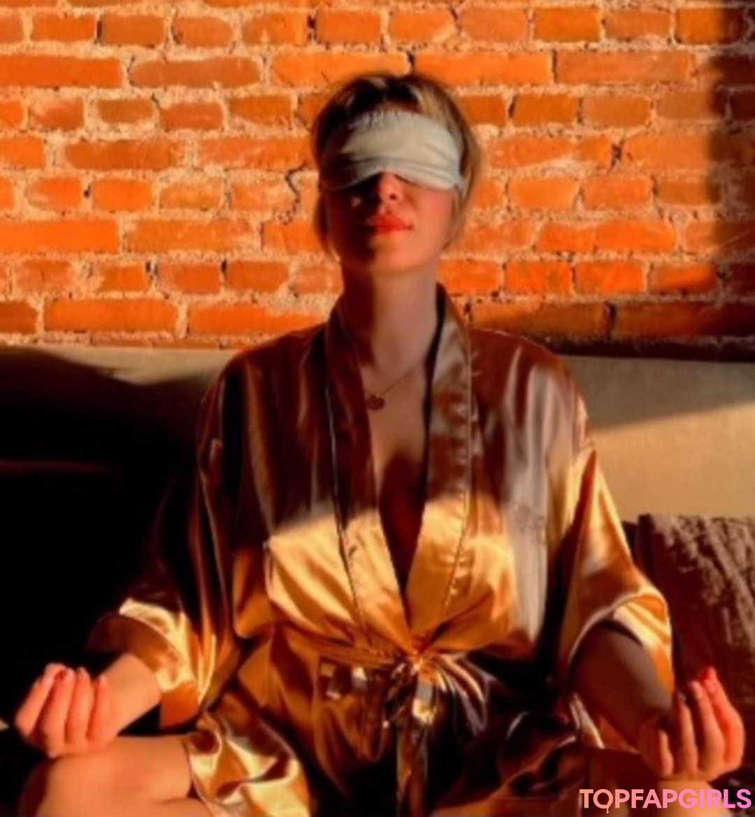 Foto desnuda filtrada de OnlyFans de Victoria Koblenko #80 Foto desnuda filtrada de OnlyFans de Victoria Koblenko #80