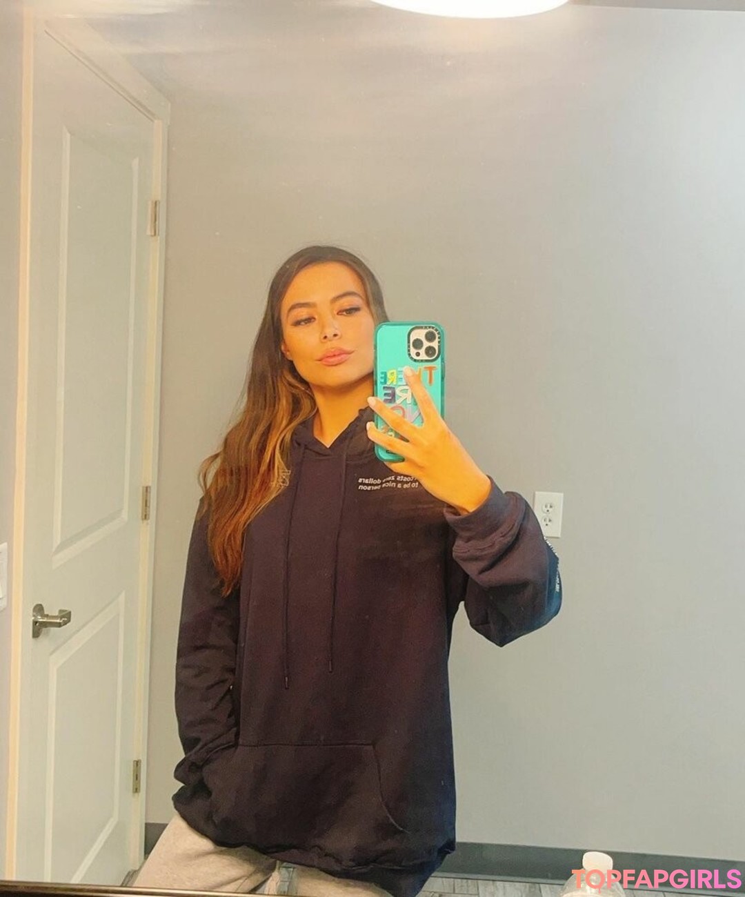 Foto desnuda filtrada de OnlyFans de Miranda Cosgrove #161 Foto desnuda filtrada de OnlyFans de Miranda Cosgrove #161