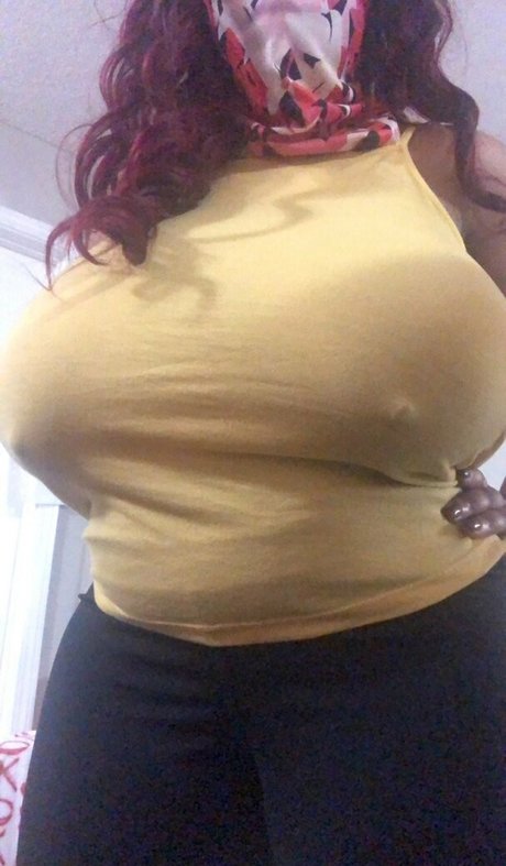 Foto desnuda filtrada de OnlyFans de Bigtatty