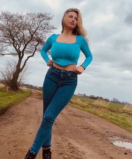 Foto desnuda filtrada de OnlyFans de Celina