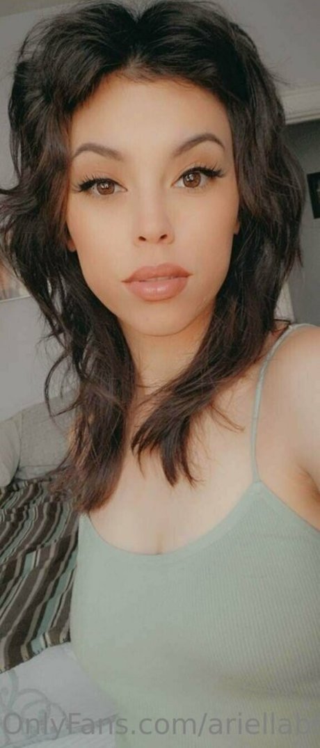 Foto desnuda filtrada de OnlyFans de Ariellabloom