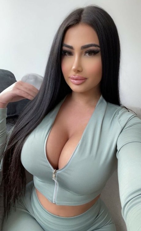 Jessica Foster