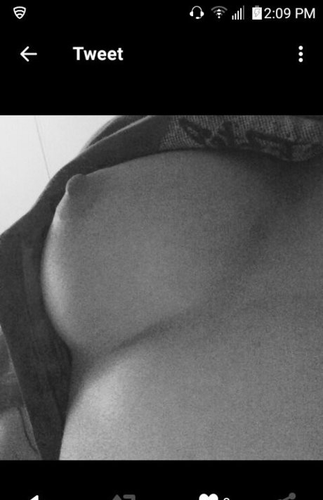 Foto desnuda filtrada de OnlyFans de Cobwebkitten