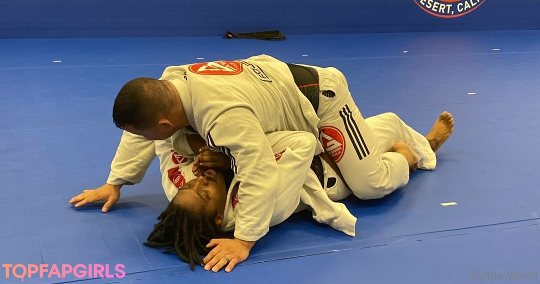 Foto desnuda filtrada de OnlyFans de Pandaworld #71 Foto desnuda filtrada de OnlyFans de Pandaworld #71