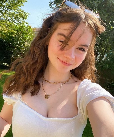 Laura Anne