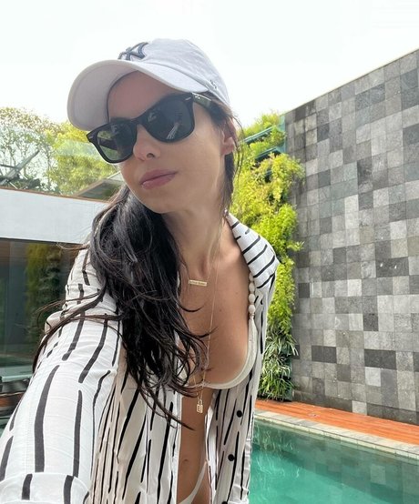 Foto desnuda filtrada de OnlyFans de Sthefany Brito