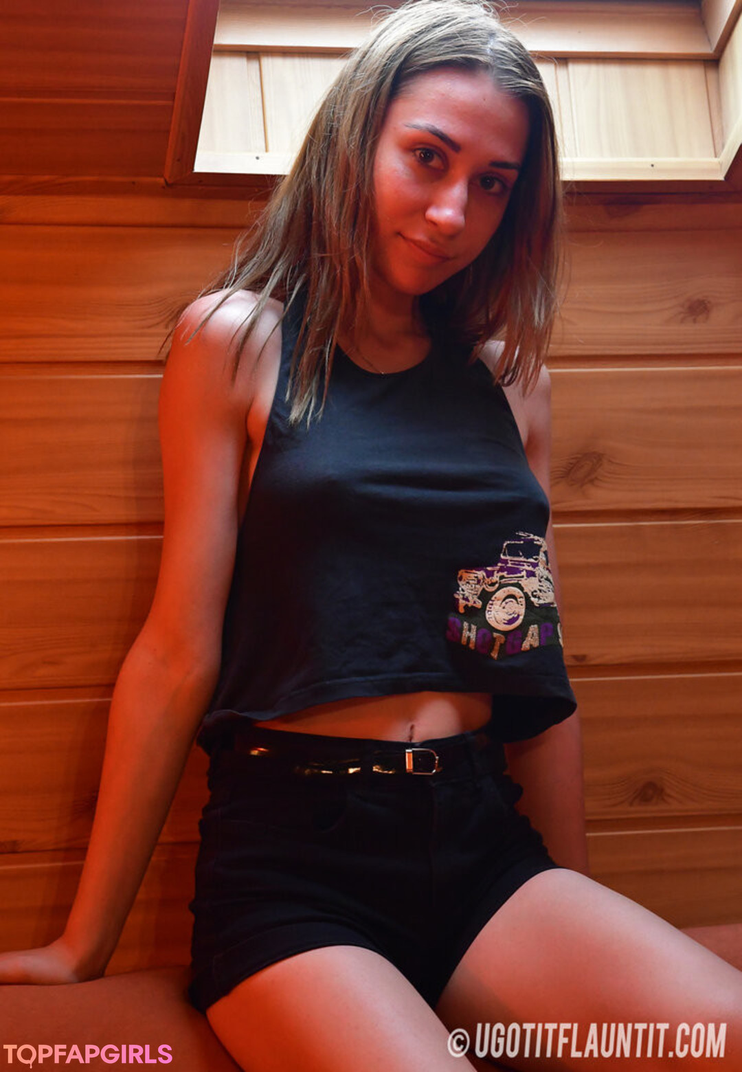 Foto desnuda filtrada de OnlyFans de Ugotitflauntitcom #32 Foto desnuda filtrada de OnlyFans de Ugotitflauntitcom #32