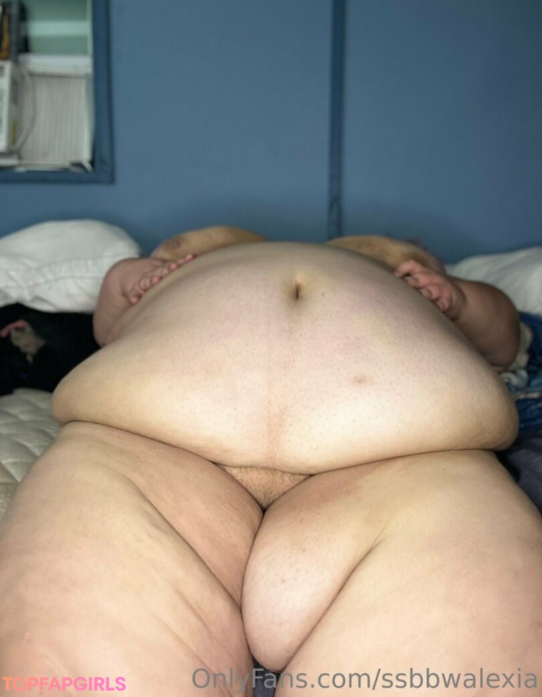 Foto desnuda filtrada de OnlyFans de Ssbbwalexia #102 Foto desnuda filtrada de OnlyFans de Ssbbwalexia #102