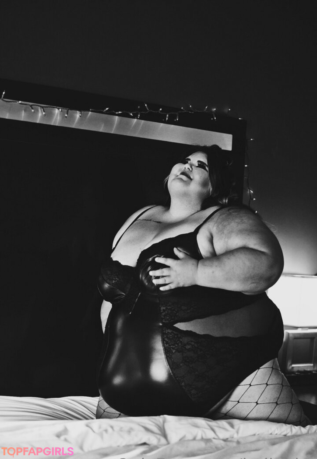 Foto desnuda filtrada de OnlyFans de Ssbbwalexia #45 Foto desnuda filtrada de OnlyFans de Ssbbwalexia #45