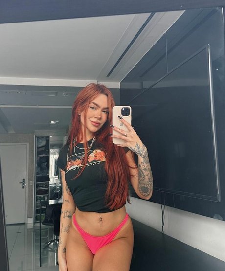 Lara Silva