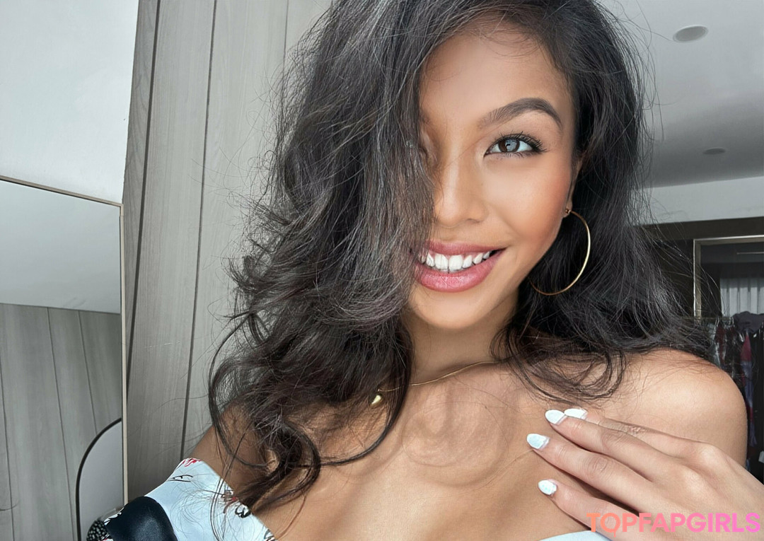 Foto desnuda filtrada de OnlyFans de Joythailiafree #89 Foto desnuda filtrada de OnlyFans de Joythailiafree #89