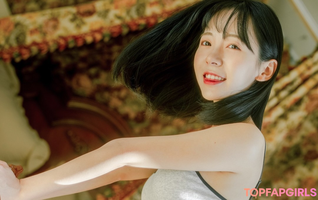 Foto desnuda filtrada de OnlyFans de Leeesovely #65 Foto desnuda filtrada de OnlyFans de Leeesovely #65