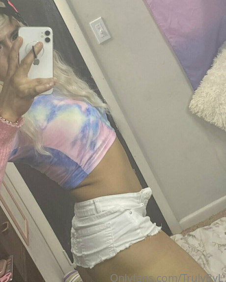 Foto desnuda filtrada de OnlyFans de Trulybyl