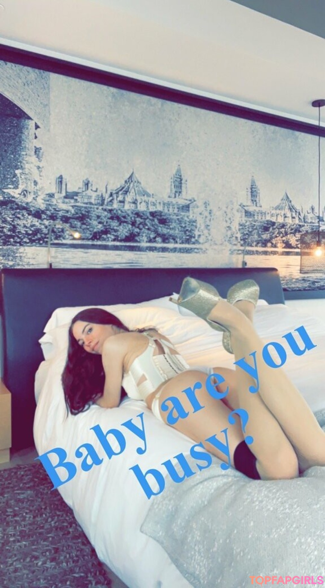 Foto desnuda filtrada de OnlyFans de Bellapetitewifey #67 Foto desnuda filtrada de OnlyFans de Bellapetitewifey #67