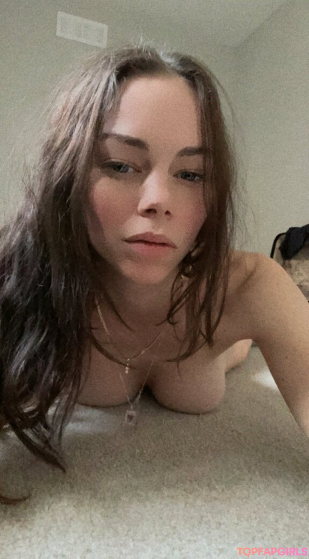 Foto desnuda filtrada de OnlyFans de Bellapetitewifey #80 Foto desnuda filtrada de OnlyFans de Bellapetitewifey #80