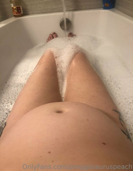 Preggosauruspeach