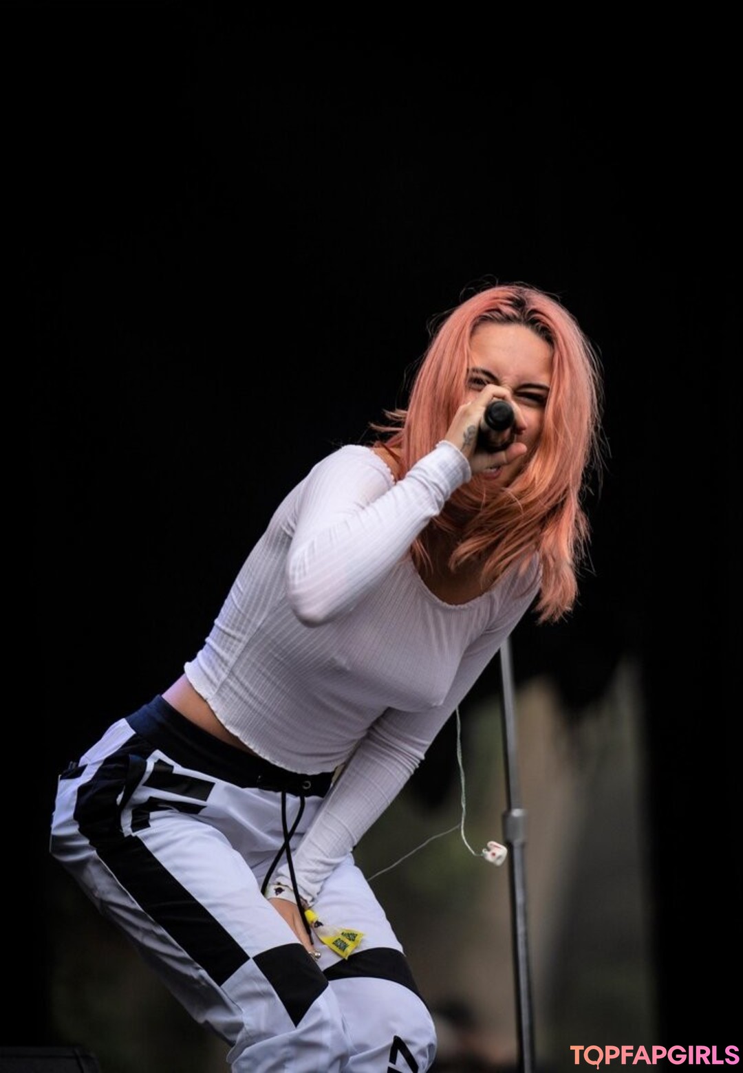 Foto desnuda filtrada de OnlyFans de Bea Miller #63 Foto desnuda filtrada de OnlyFans de Bea Miller #63