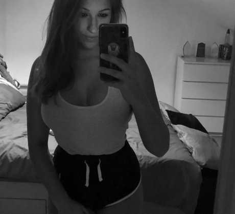 Chloe Smart