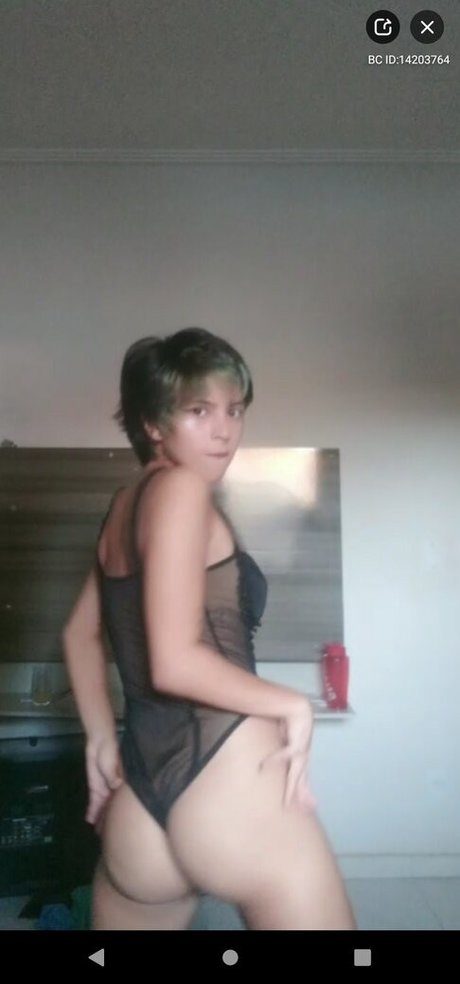 Foto desnuda filtrada de OnlyFans de Marlboro Fritado