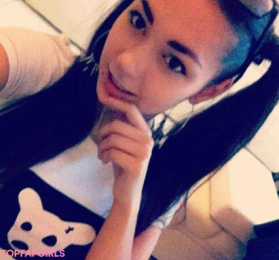 Foto desnuda filtrada de OnlyFans de Helga Lovekaty #1556 Foto desnuda filtrada de OnlyFans de Helga Lovekaty #1556