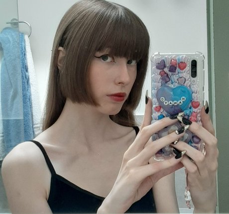 Kiki Glitter Cosplay