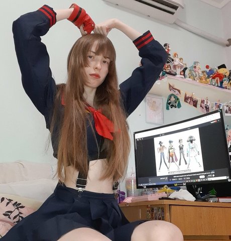 Kiki Glitter Cosplay