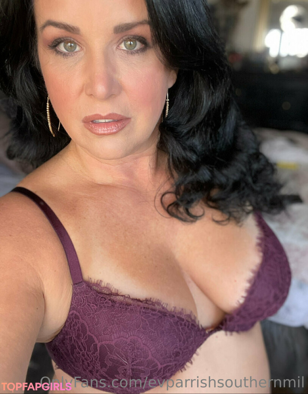 Foto desnuda filtrada de OnlyFans de Evparrishsouthernmil #129 Foto desnuda filtrada de OnlyFans de Evparrishsouthernmil #129