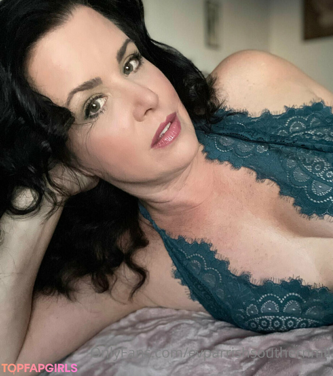 Foto desnuda filtrada de OnlyFans de Evparrishsouthernmil #27 Foto desnuda filtrada de OnlyFans de Evparrishsouthernmil #27