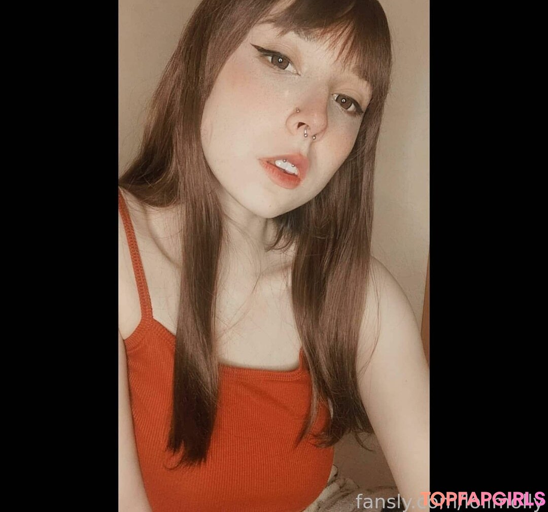 Foto desnuda filtrada de OnlyFans de Loli Molly #135 Foto desnuda filtrada de OnlyFans de Loli Molly #135