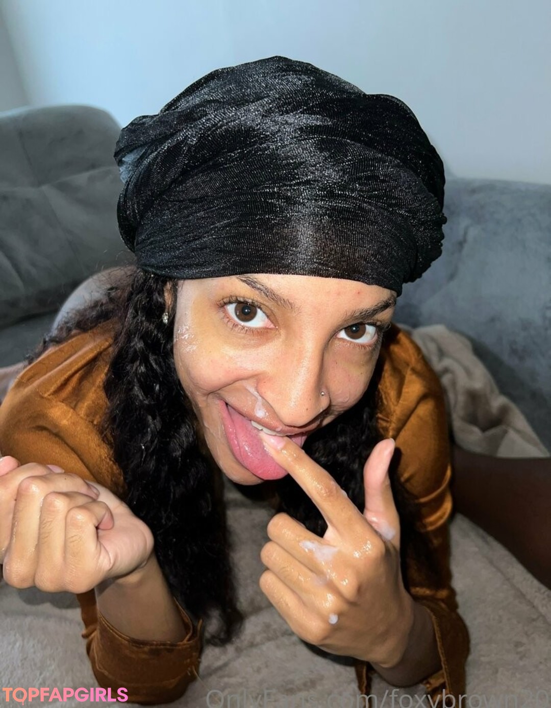Foto desnuda filtrada de OnlyFans de Foxybrown20 #100 Foto desnuda filtrada de OnlyFans de Foxybrown20 #100
