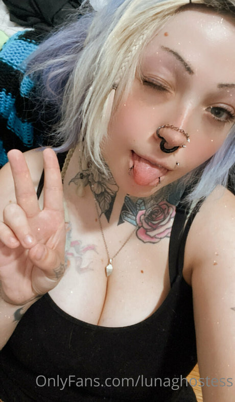 lunaghostess