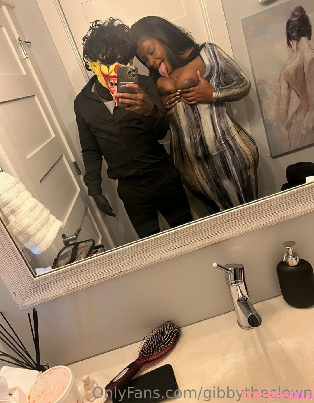 Foto desnuda filtrada de OnlyFans de Gibbytheclown #131 Foto desnuda filtrada de OnlyFans de Gibbytheclown #131