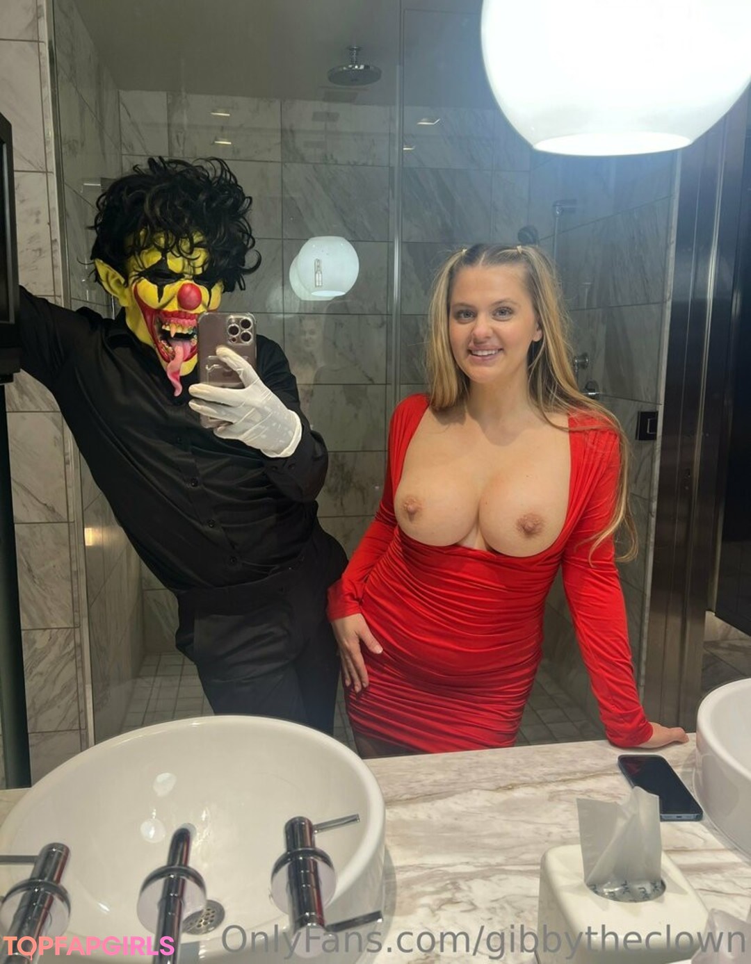 Foto desnuda filtrada de OnlyFans de Gibbytheclown #99 Foto desnuda filtrada de OnlyFans de Gibbytheclown #99