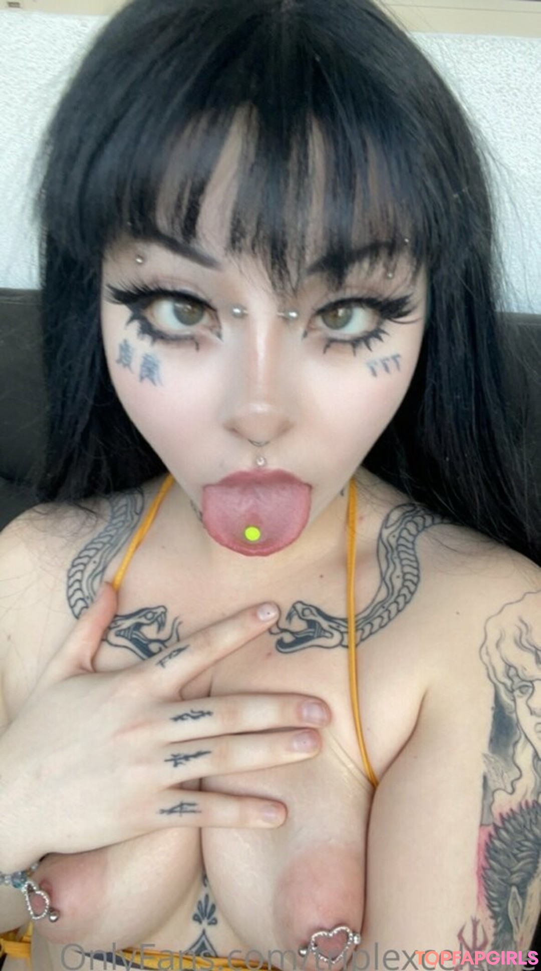 Foto desnuda filtrada de OnlyFans de Triplexceleste #32 Foto desnuda filtrada de OnlyFans de Triplexceleste #32