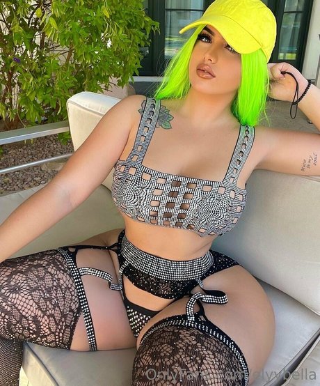 Elyybella