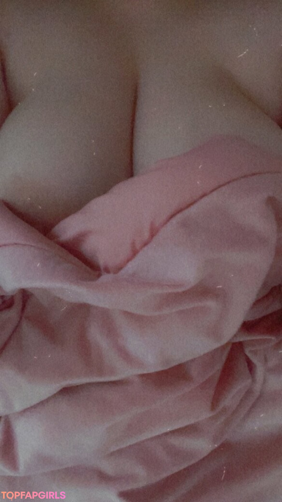 Foto desnuda filtrada de OnlyFans de Princessrene004 #20 Foto desnuda filtrada de OnlyFans de Princessrene004 #20