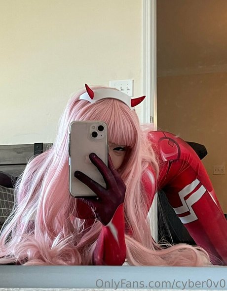 Cyber0v0
