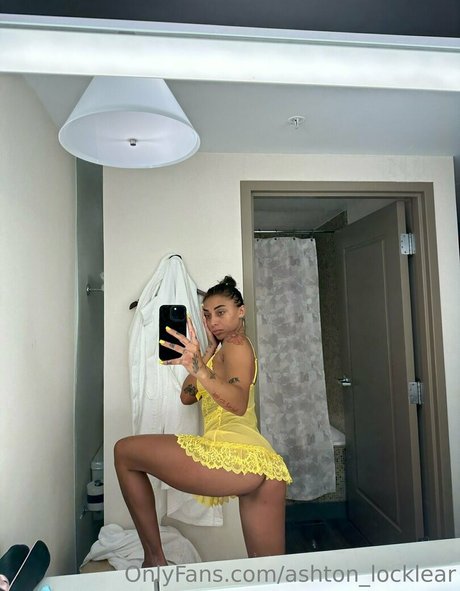 Foto desnuda filtrada de OnlyFans de Ashton Locklear
