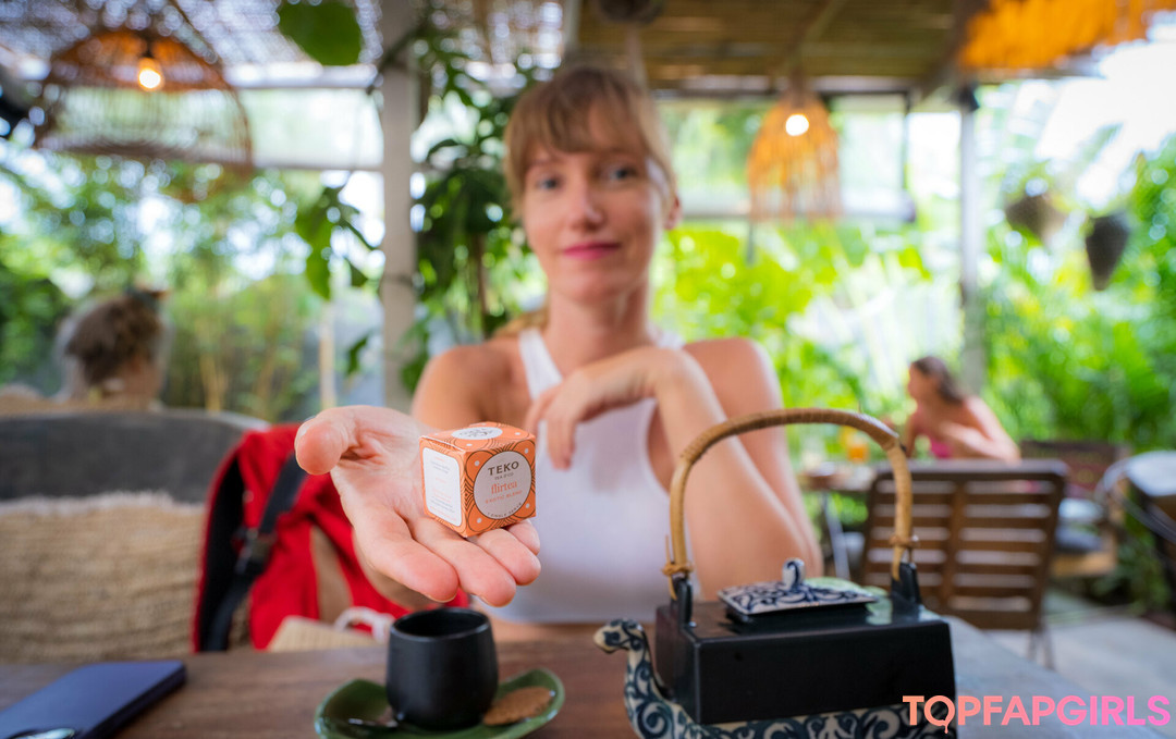 Foto desnuda filtrada de OnlyFans de Da Moroshka #236 Foto desnuda filtrada de OnlyFans de Da Moroshka #236