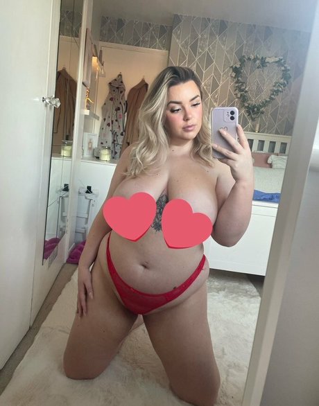 Curvygirllou